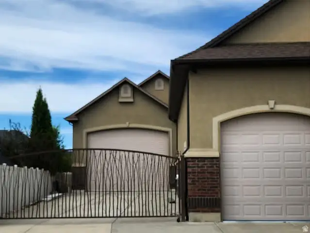 2614 W 2450 N, Farr West, UT 84404 - #2