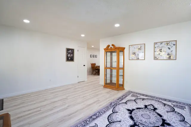 470 N 400 E, Roosevelt, UT 84066 - #2