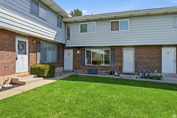 1088 Nayon Dr #J, Layton, UT 84040