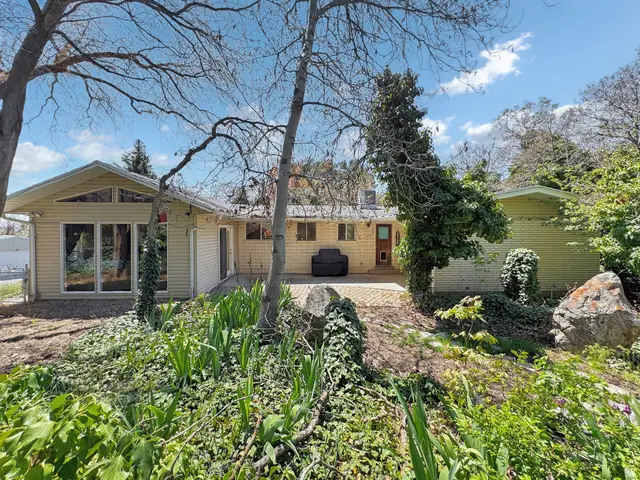 2342 E Combe Rd S, Uintah, UT 84403 - #3