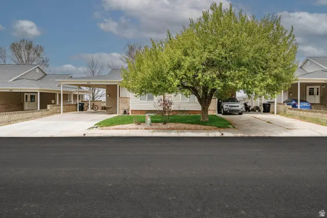 334 W Mountain View Dr S, Cedar City, UT 84720 - #2