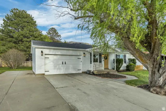 610 N Main St, Centerville, UT 84014 - #3
