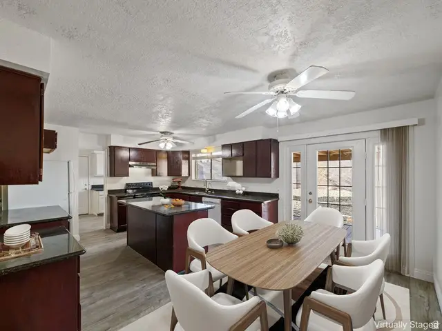 2071 E 575 N, Saint George, UT 84790 - #3