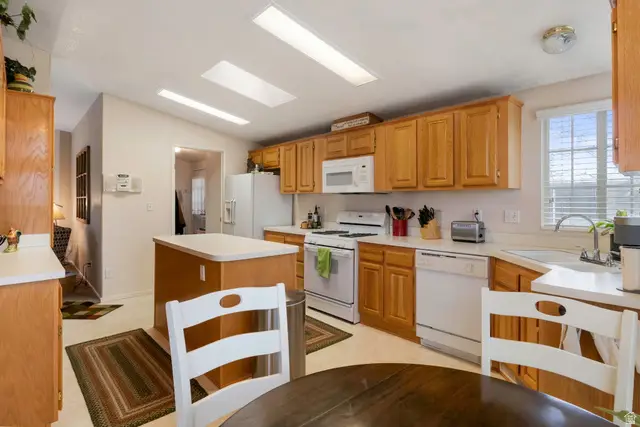 6435 S 1040 W, Murray, UT 84123 - #3