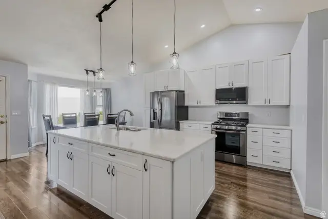 6456 S Mount Whitney Ln, Salt Lake City, UT 84118 - #3