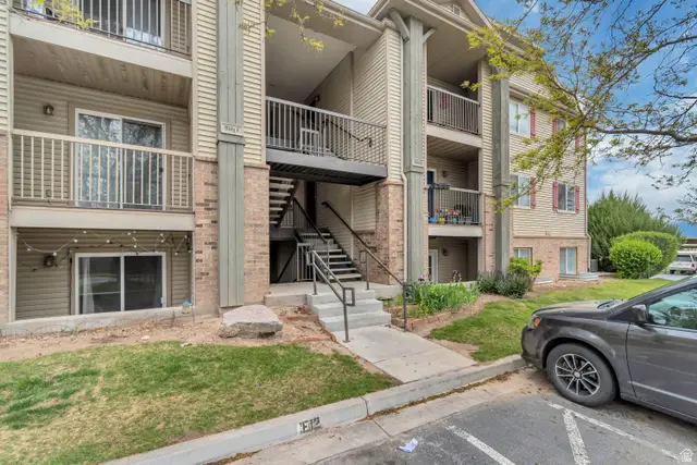 8066 N Ridge Loop E #4, Eagle Mountain, UT 84005 - #2