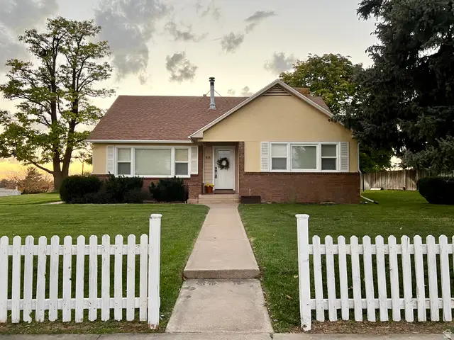 88 S 100 W, Blanding, UT 84511 - #2
