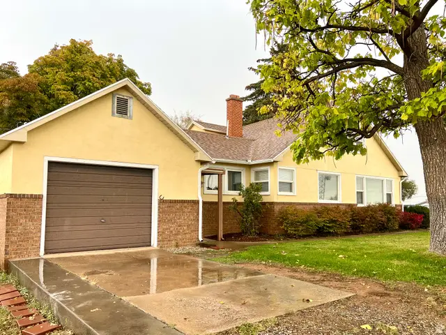 88 S 100 W, Blanding, UT 84511 - #3