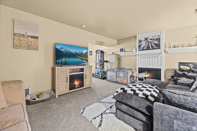 7445 S Rich Way, Cottonwood Heights, UT 84121 - #2