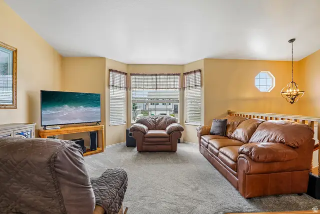 5429 S 4125 W, Roy, UT 84067 - #2