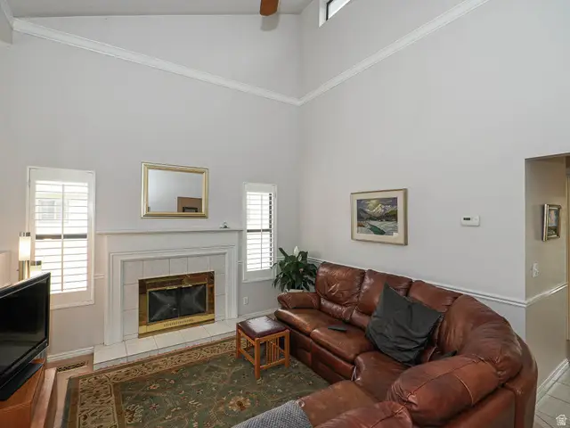 4763 S Castle Ridge Dr E, Millcreek, UT 84117 - #3