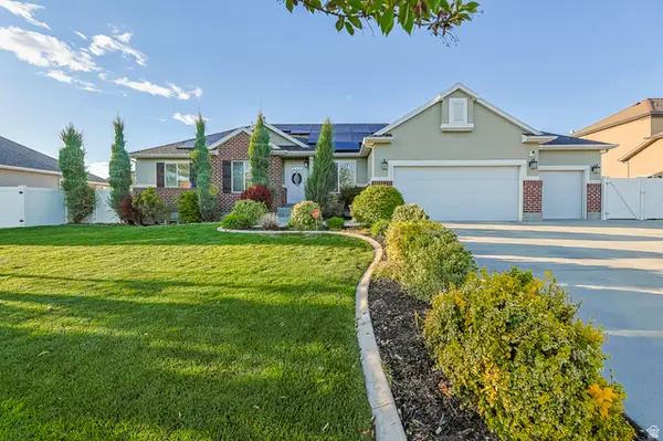 3512 W Eurasian Crane Rd, Clinton, UT 84015