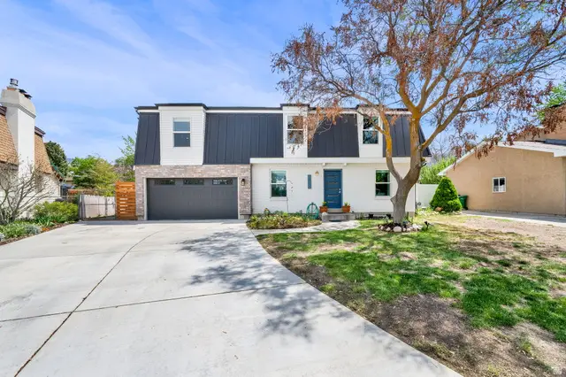 9025 S Bonnet Dr E, Sandy, UT 84093 - #2