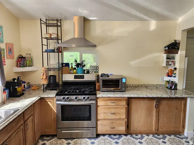 8808 S Oxford Cir W, Sandy, UT 84070 - #3
