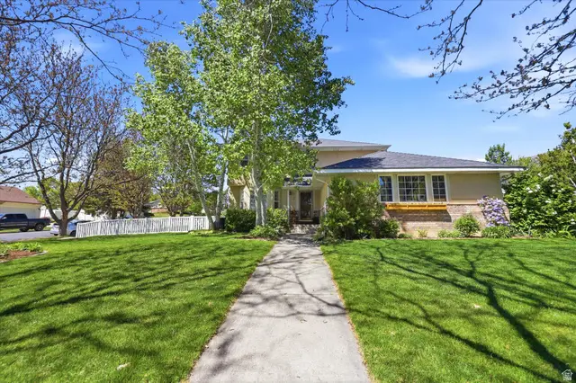 4182 W 9800 N, Cedar Hills, UT 84062 - #1