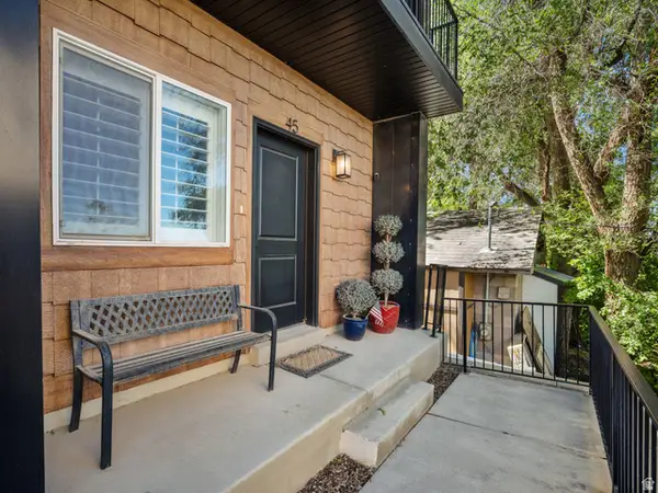 45 E Vantage Dr, North Salt Lake, UT 84054
