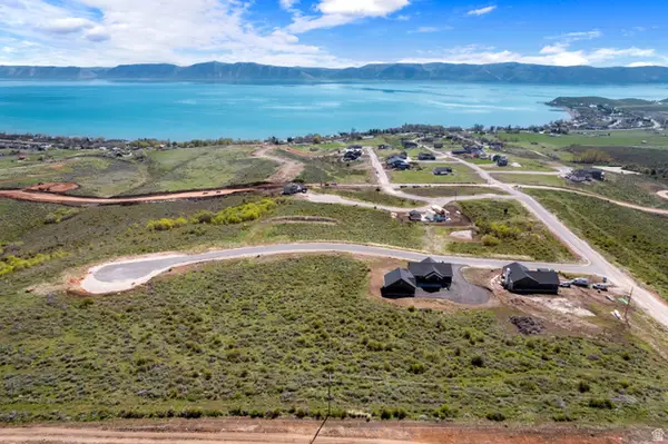 556 W Coopers Cir #2, Garden City, UT 84028