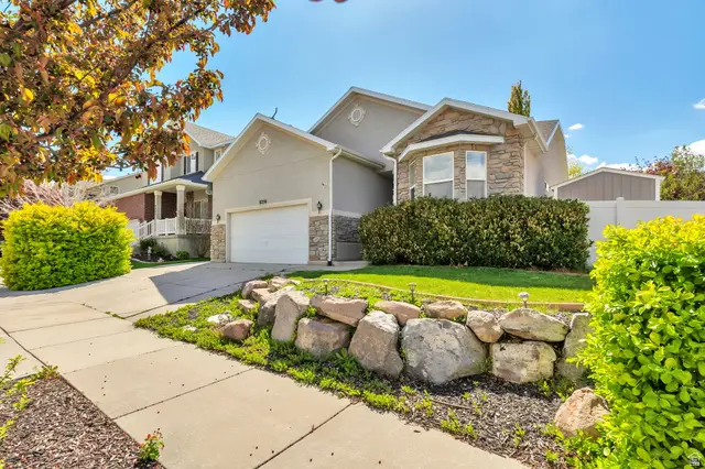 8256 S Imperial Oak Dr, West Jordan, UT 84081 - #3