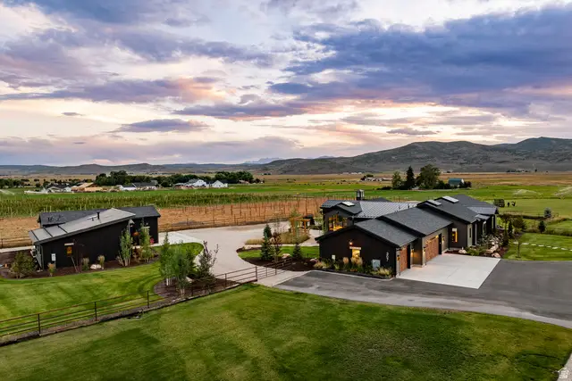 307 W Lazy Acres Ln, Kamas, UT 84036 - #1
