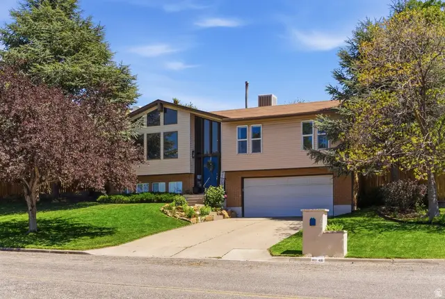 46 N Country Ln, Fruit Heights, UT 84037 - #1