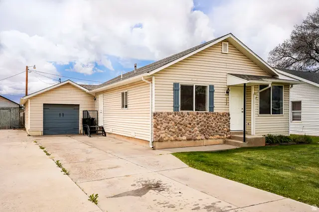 552 E 300 N, Roosevelt, UT 84066 - #2