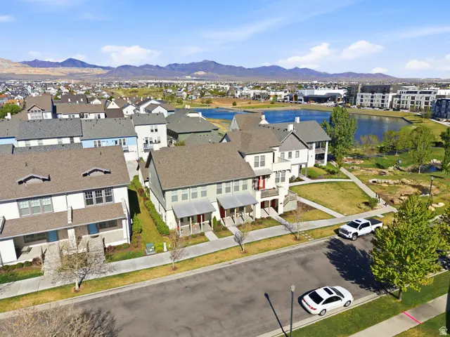 10556 S Oquirrh Lake Rd, South Jordan, UT 84009 - #2