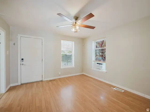 2512 S Park St, Salt Lake City, UT 84106 - #3