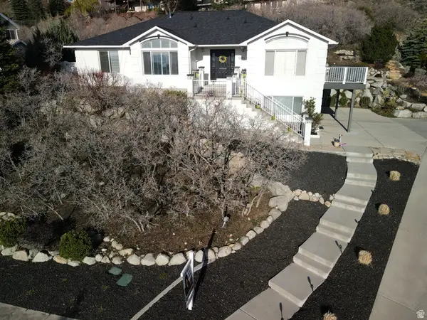 10193 S Majestic Canyon Rd, Sandy, UT 84092