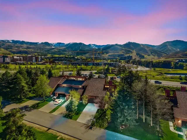 3959 Village Round Dr, Park City, UT 84098 - #2