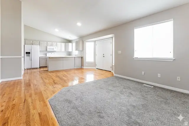 3528 W Crab Apple Cir, Taylorsville, UT 84129 - #2