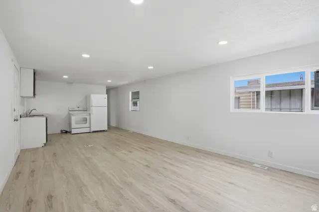 3030 S Heritage Dr, West Valley City, UT 84119 - #2