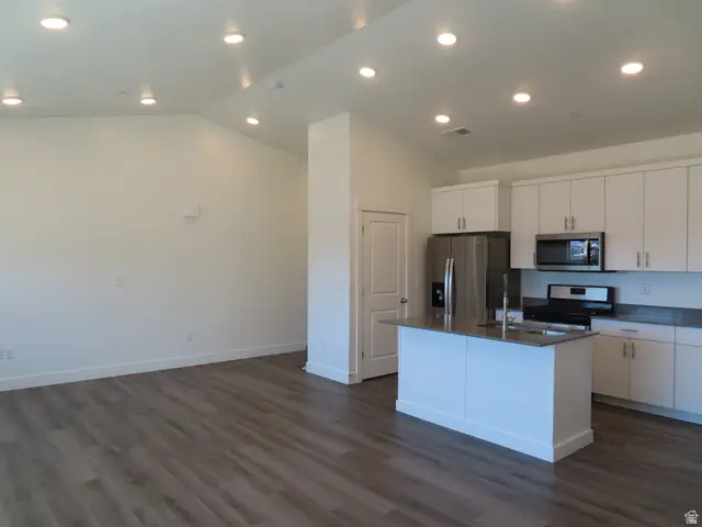 163 E 550 N #302A, Providence, UT 84332 - #2