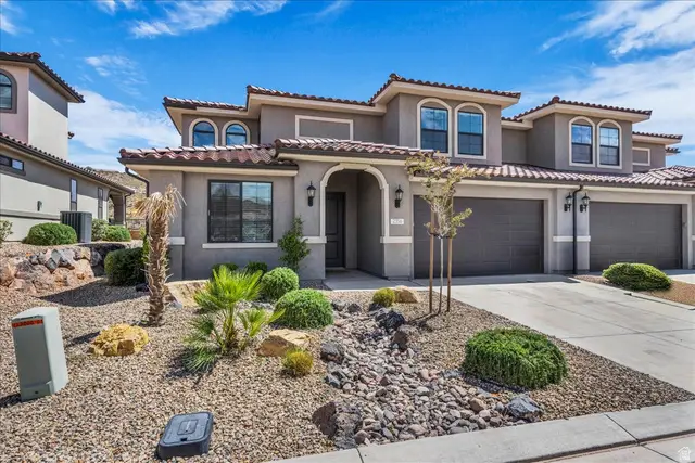 2356 E Cascada Way, Washington, UT 84780 - #1