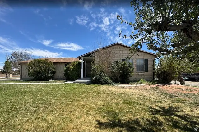515 S 400 W, Ferron, UT 84523 - #1