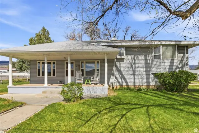 286 N State St E, Fairview, UT 84629 - #1