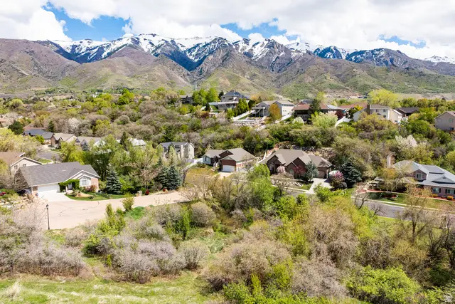2141 E Oak Ln E #5, Layton, UT 84040 - #1