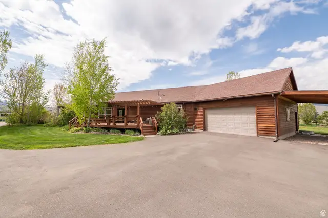 275 S 8600 E, Huntsville, UT 84317 - #1