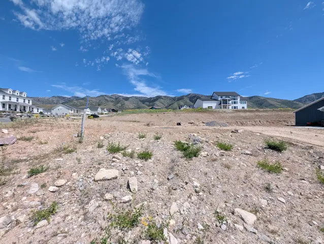 16 S 1000 E #101, Hyde Park, UT 84318 - #2