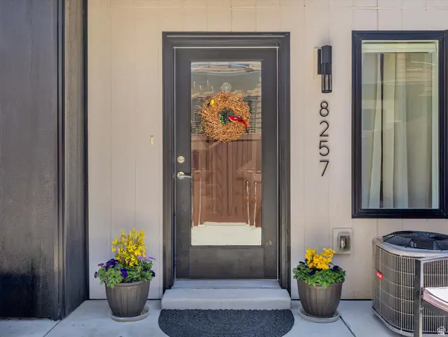 8257 N Sandalwood Ln, Park City, UT 84098 - #2