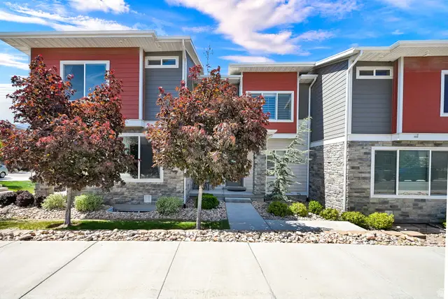 15459 S Midnight Way W, Bluffdale, UT 84065 - #2