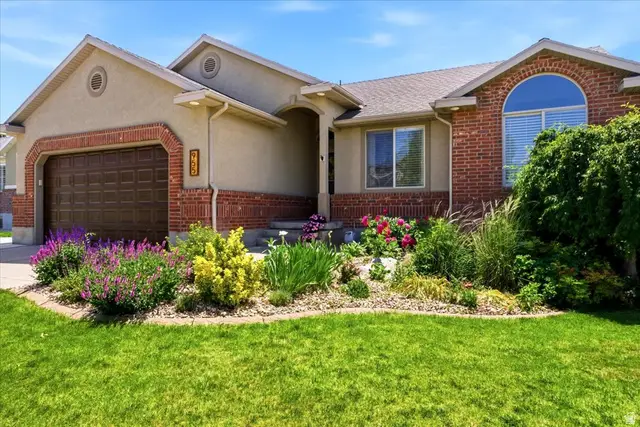 955 W 25 N, Clearfield, UT 84015 - #1