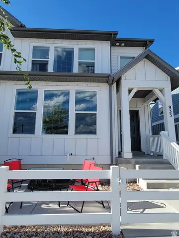 933 W Sunspear Dr, Saratoga Springs, UT 84045 - #1