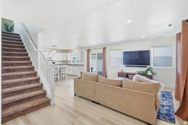 3881 S 2990 W, West Haven, UT 84401 - #3