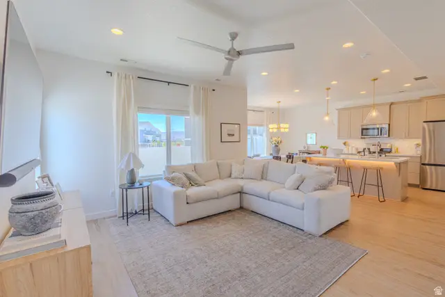 12899 S Parade Trail Ct, Riverton, UT 84096 - #2