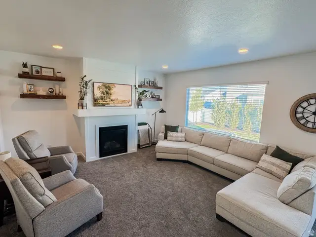 751 S Crooked Post Way, Saratoga Springs, UT 84045 - #3