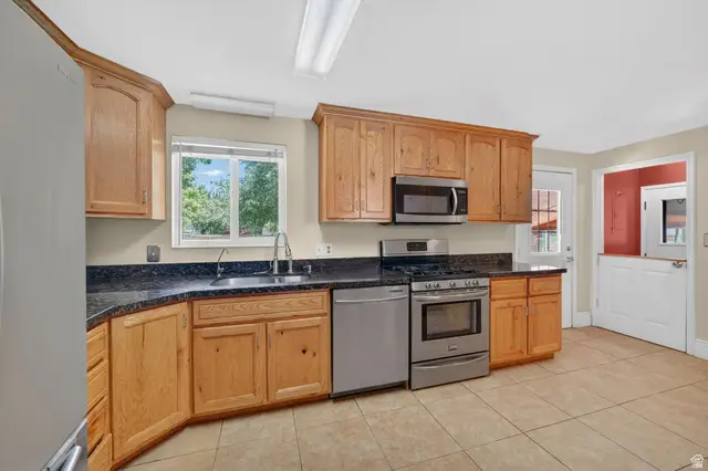 1838 N 1690 W, Layton, UT 84041 - #3