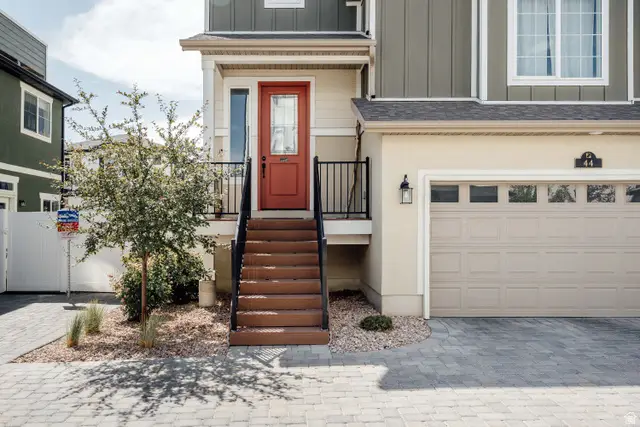 44 E Polaris Dr, Saratoga Springs, UT 84045 - #1