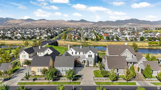 10638 S Serendipity Way, South Jordan, UT 84009 - #3