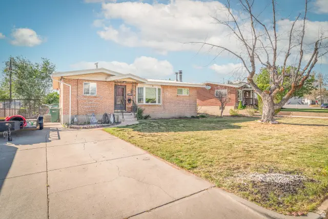 417 Marilyn Dr, Clearfield, UT 84015 - #3