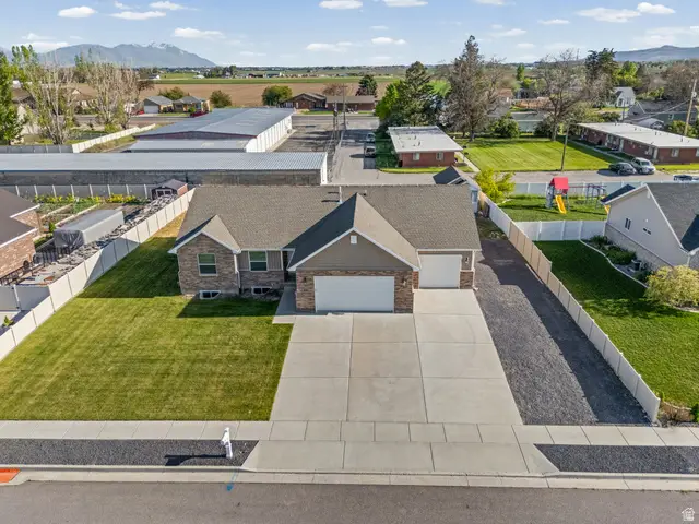 662 E 100 N, Tremonton, UT 84337 - #3